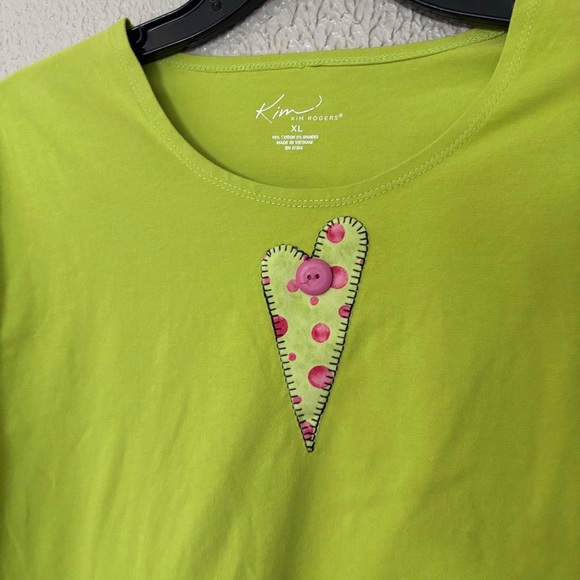 Women’s Kim Roger’s Long Sleeve Lime Green Top with Heart, Size XL - Picture 2 of 3